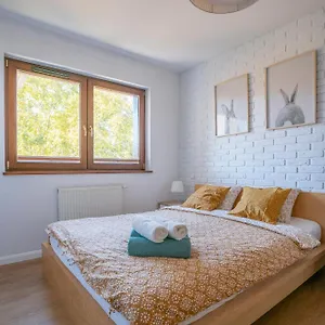 apartament-werona-selfcheckin-ac.hotelswroclaw.com/